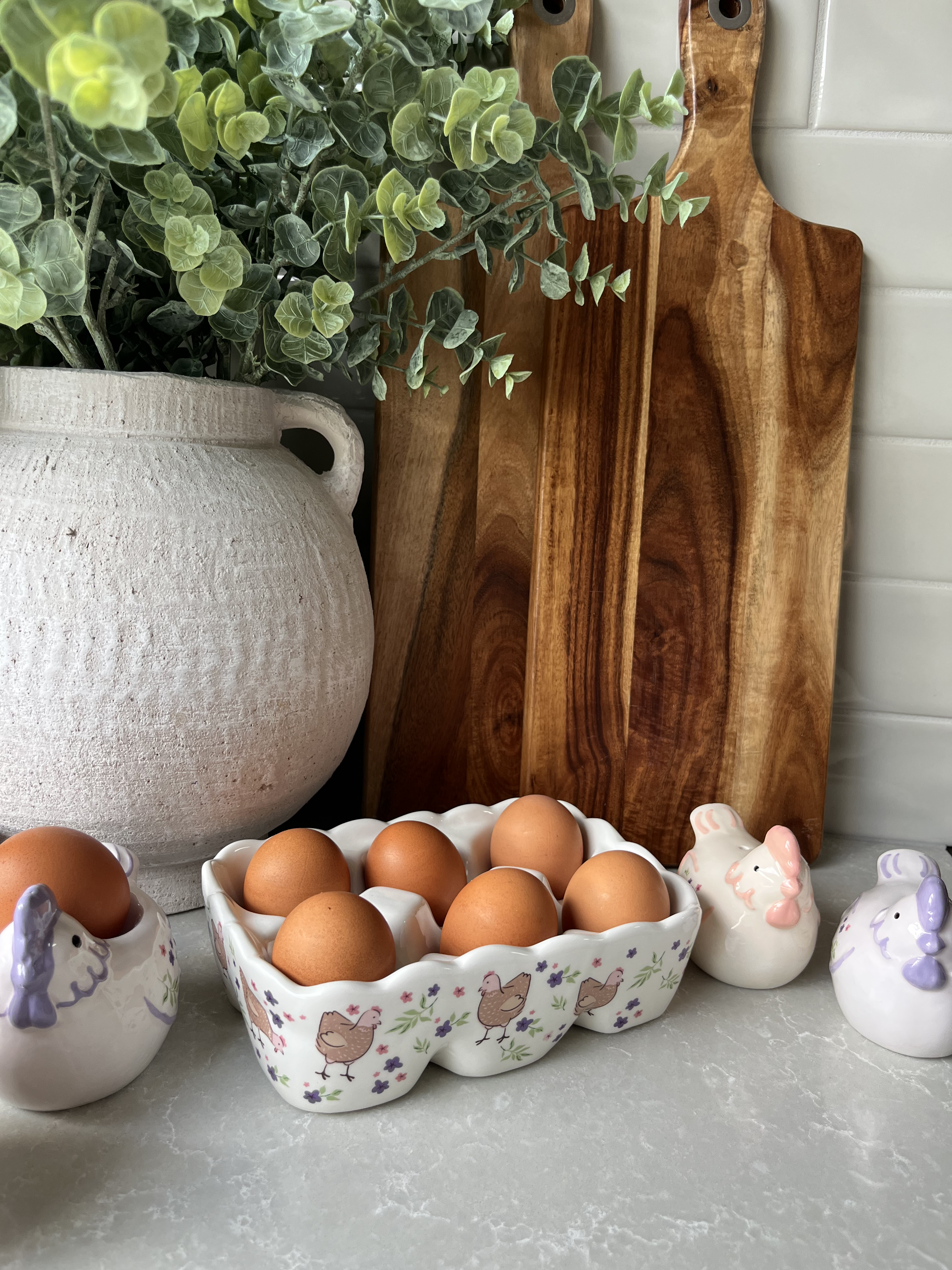 Egg Baskets & Holders