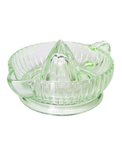 Mari Glass Juicer Green