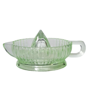 Mari Glass Juicer Green