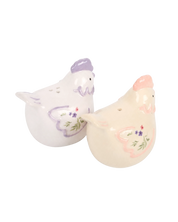 Hen Shaped Salt and Pepper Shakers